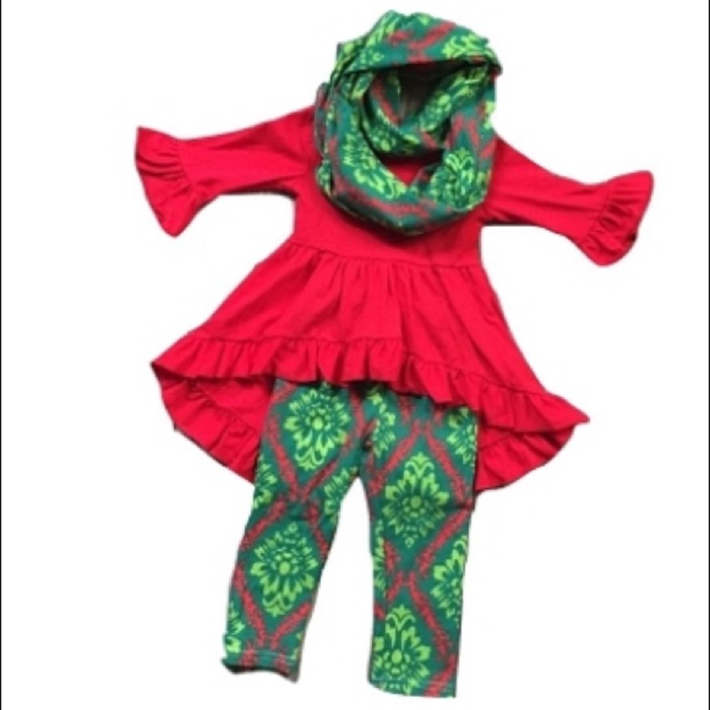 Mistletoe Scarf outfit